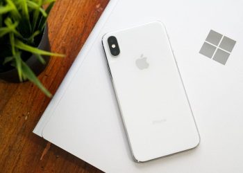 Microsoft Simplifies Viewing Shared Office Files on iOS